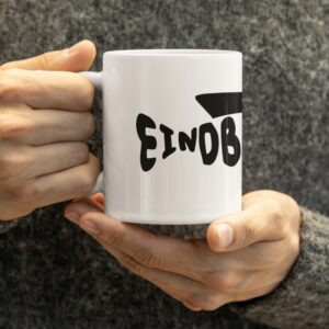 deze vis mok van eindbaars is een grappig cadeau voor vissers